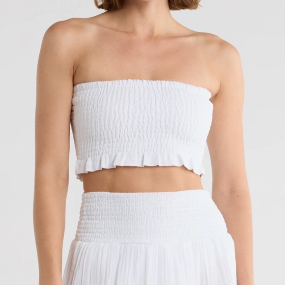 NWT Vitamin A Nya Smocked Strapless Cotton Bandeau Top in White Crinkle Linen - Picture 3 of 16